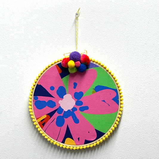 MAKIN WHOOPEE- "Flower Power"- Large Embroidery Hoop Decoration