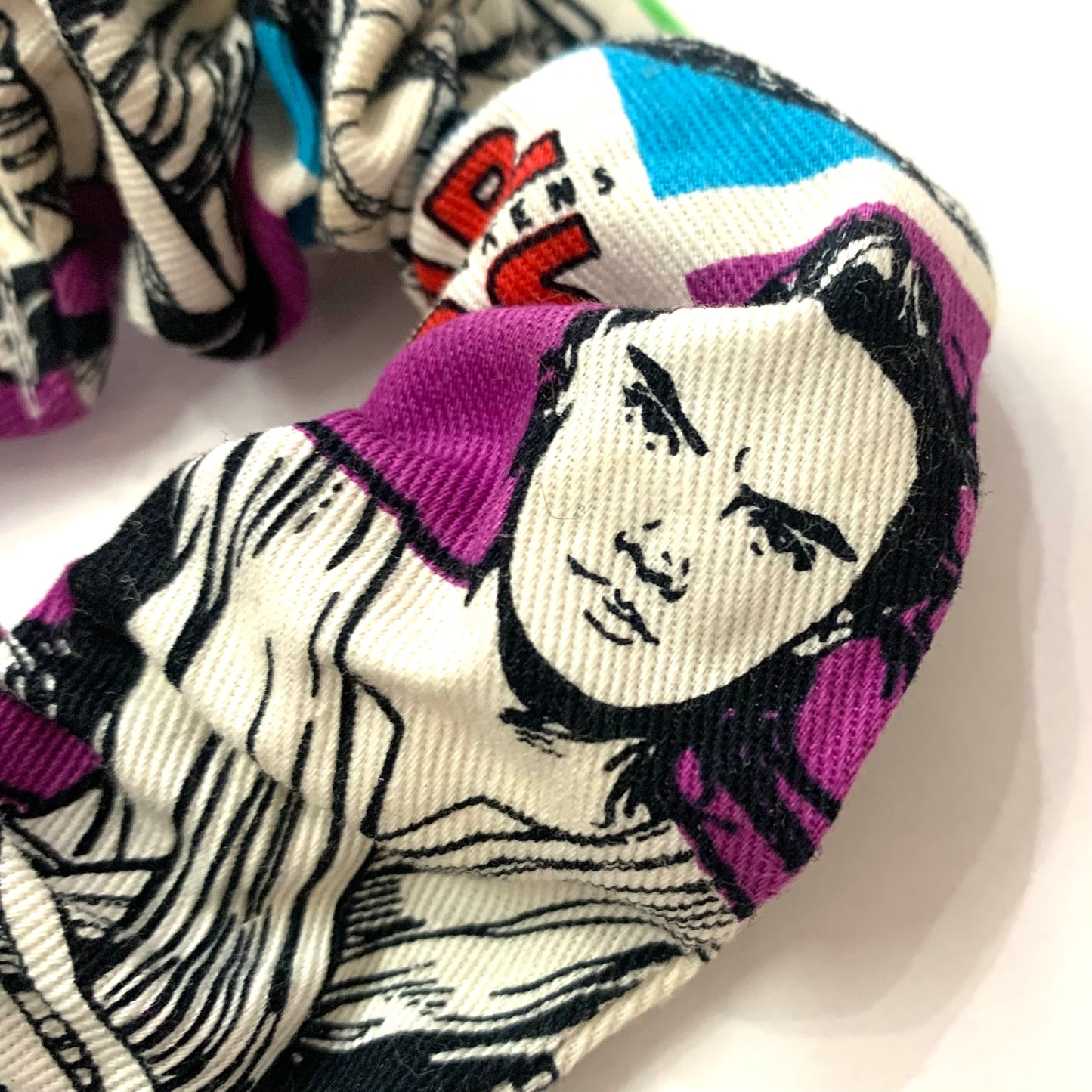 MUMMA WHOOPEE - "Star Wars- Rey" REGULAR SCRUNCHIES