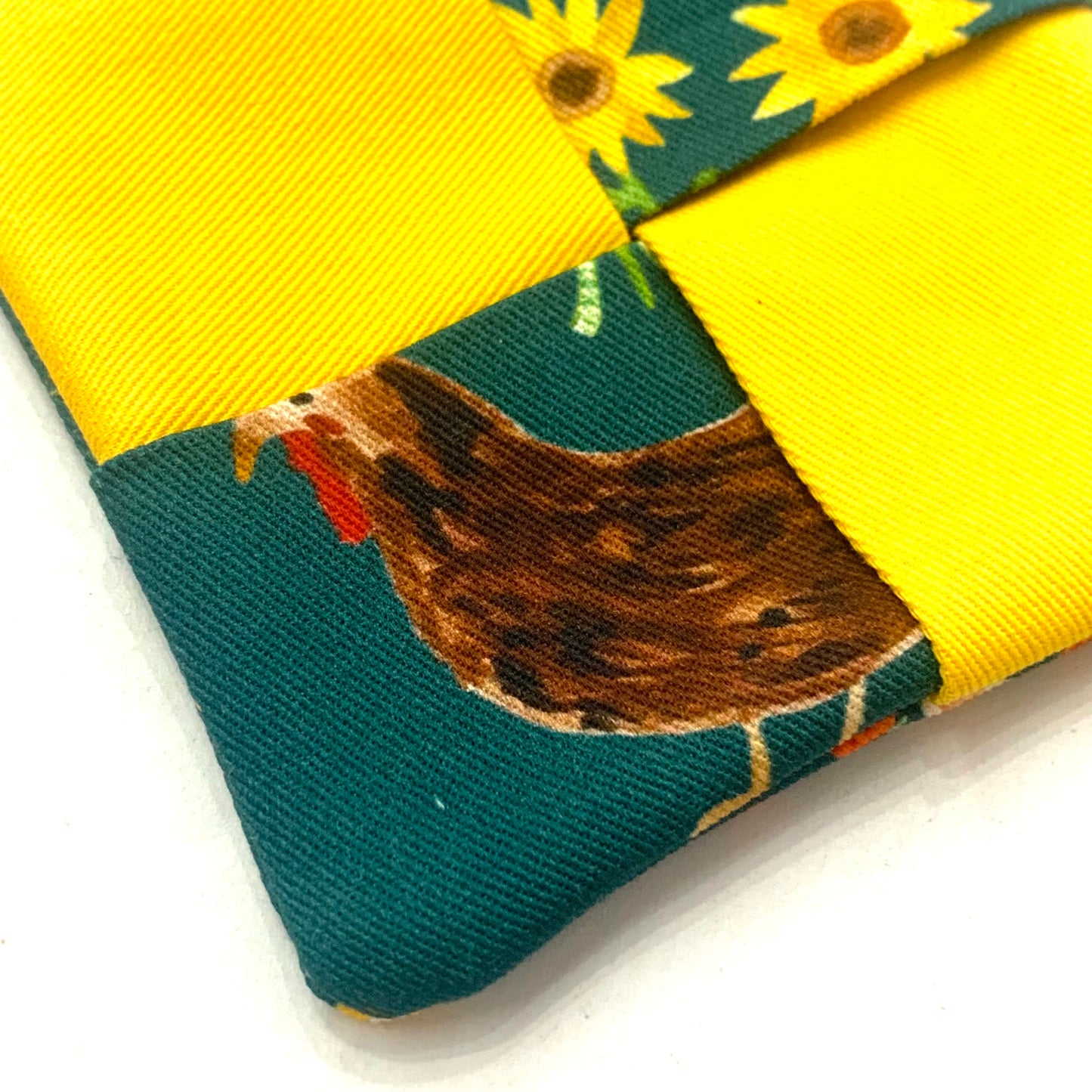 MUMMA WHOOPEE- SINGLE WINE GLASS SLIPPER/COASTERS- Chickens & Yellow