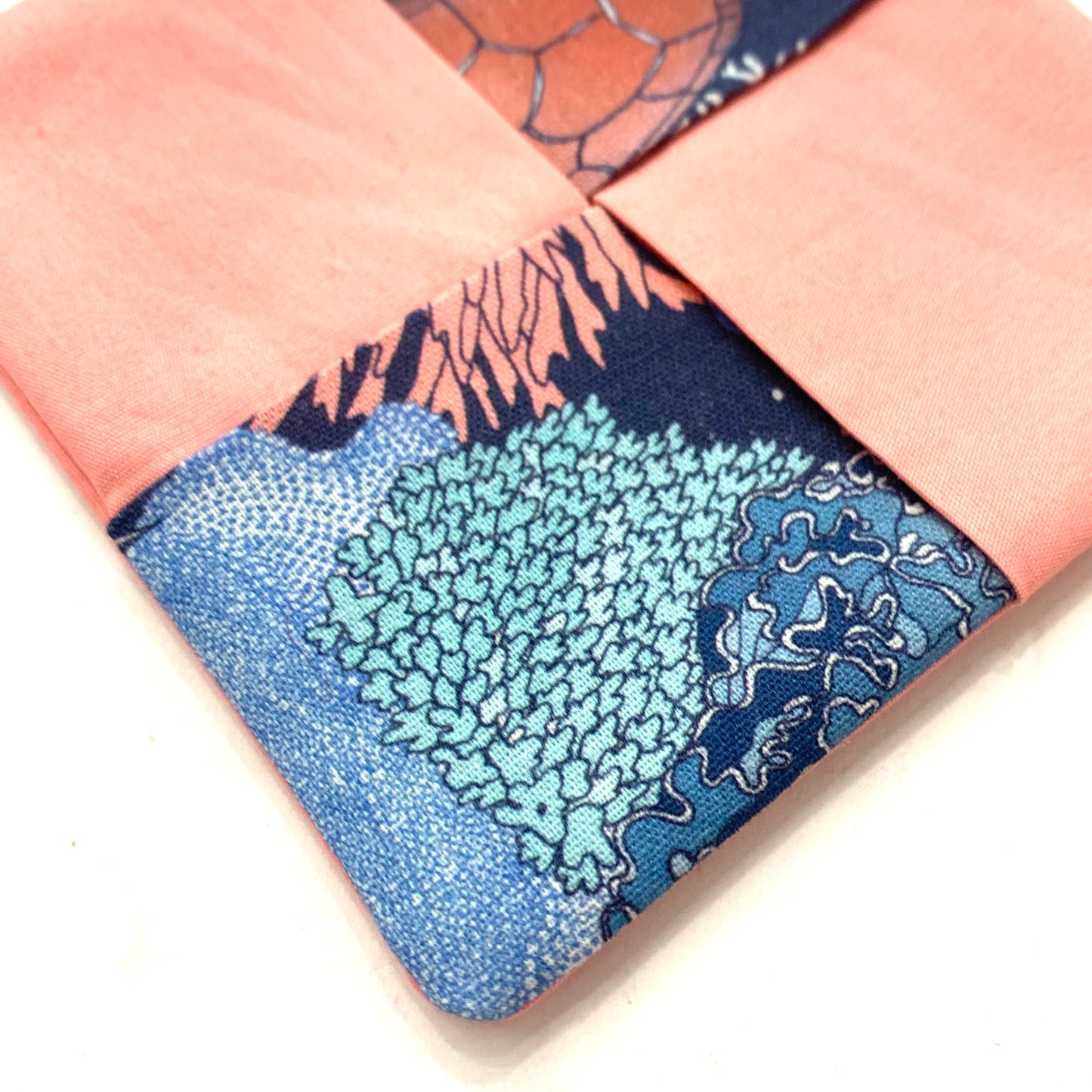 MAKIN' WHOOPEE- SINGLE WINE GLASS SLIPPER/COASTERS- Blue Reef & Peach