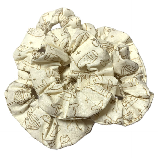 MUMMA WHOOPEE - Regular “Christmas Celebrations” SCRUNCHIE