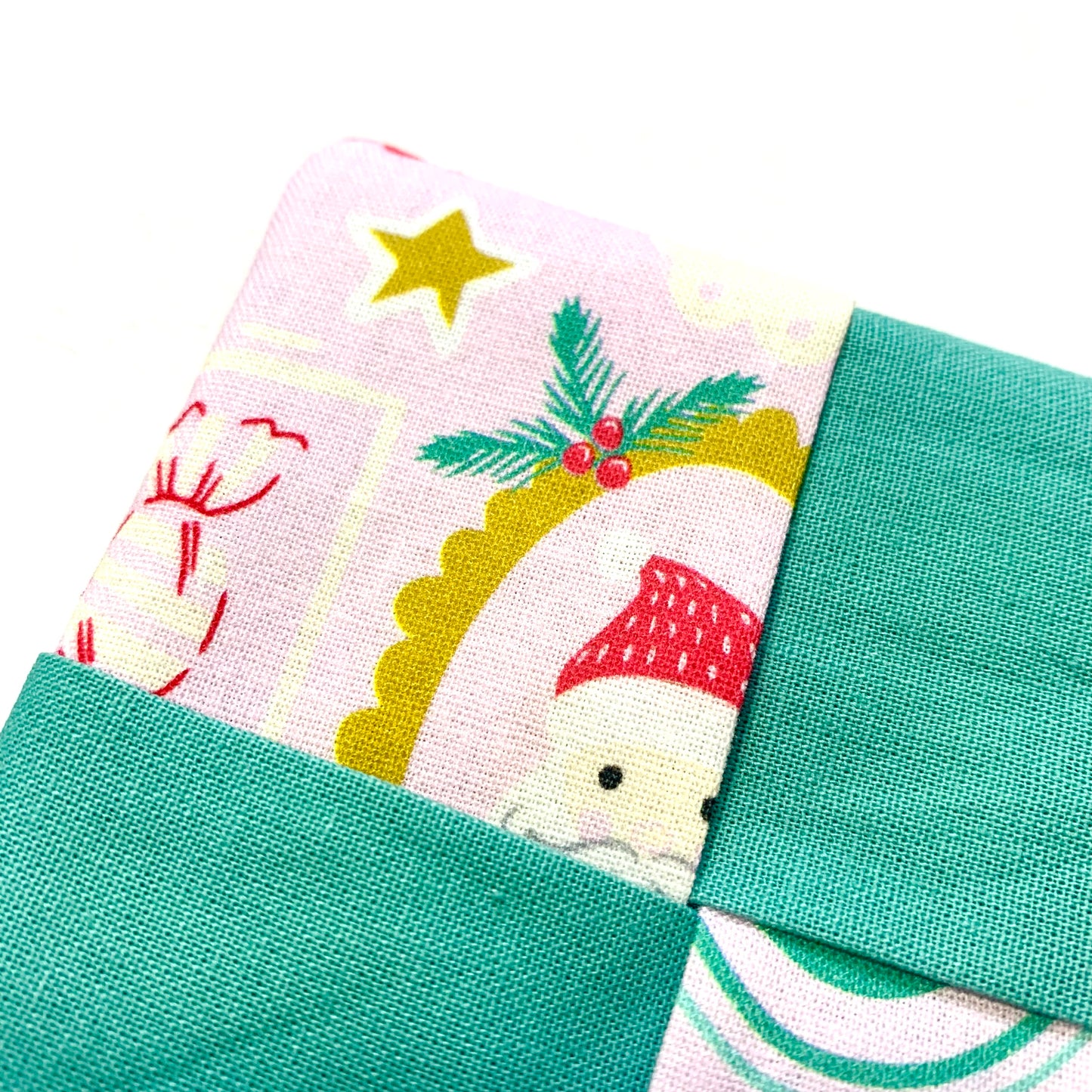 MUMMA WHOOPEE- SINGLE CHRISTMAS WINE GLASS SLIPPER/COASTERS- Christmas Cameo & Sage