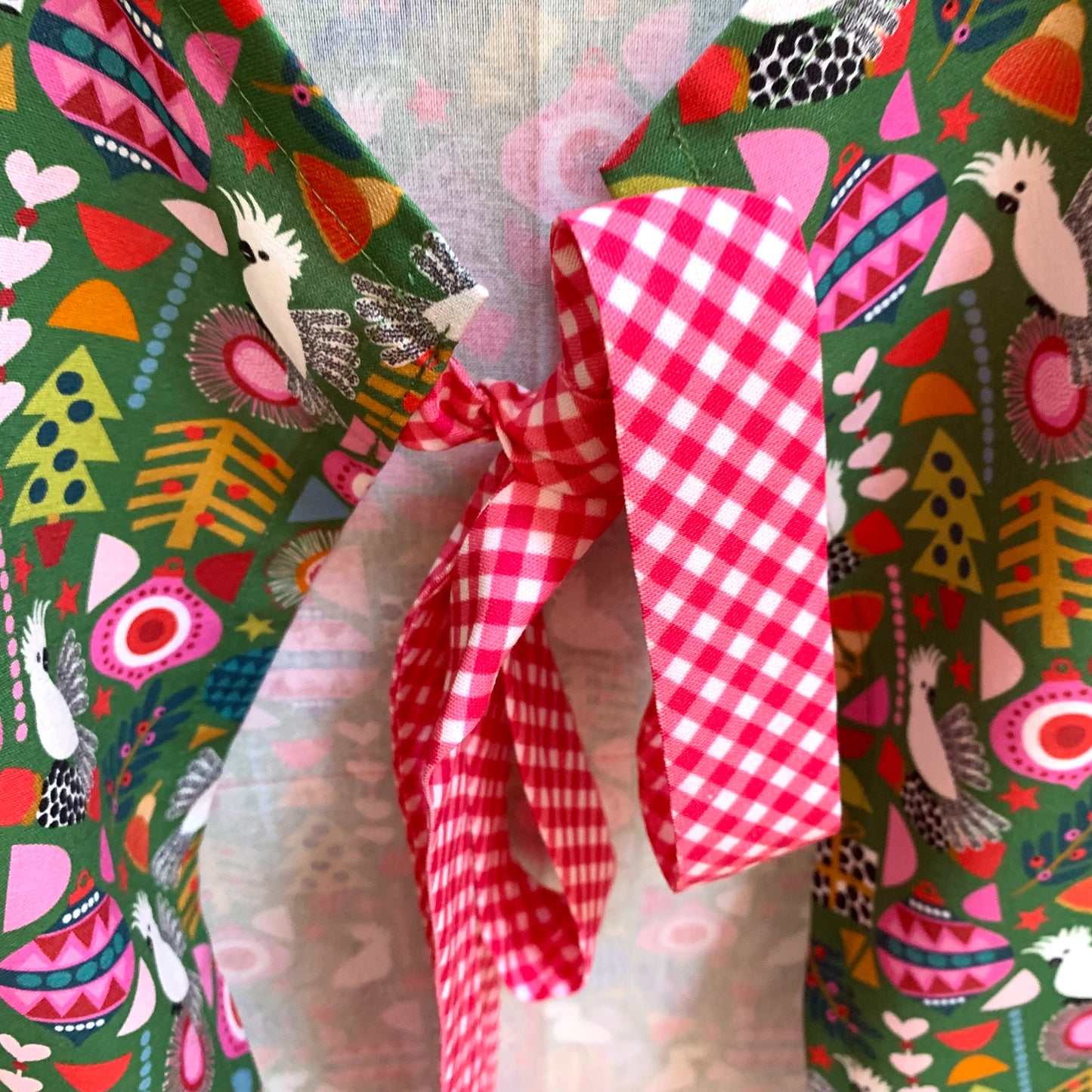 MUMMA WHOOPEE - "Green Australiana" Christmas Apron