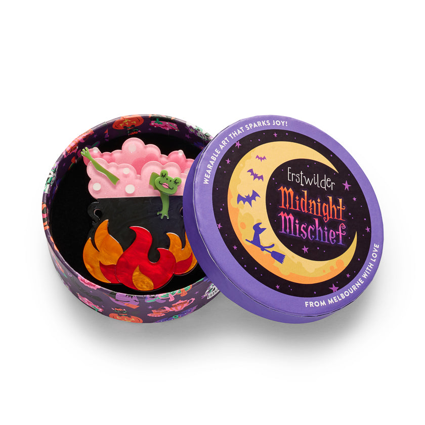 ERSTWILDER - "Spookin' Spa Day" Brooch - Midnight Mischief