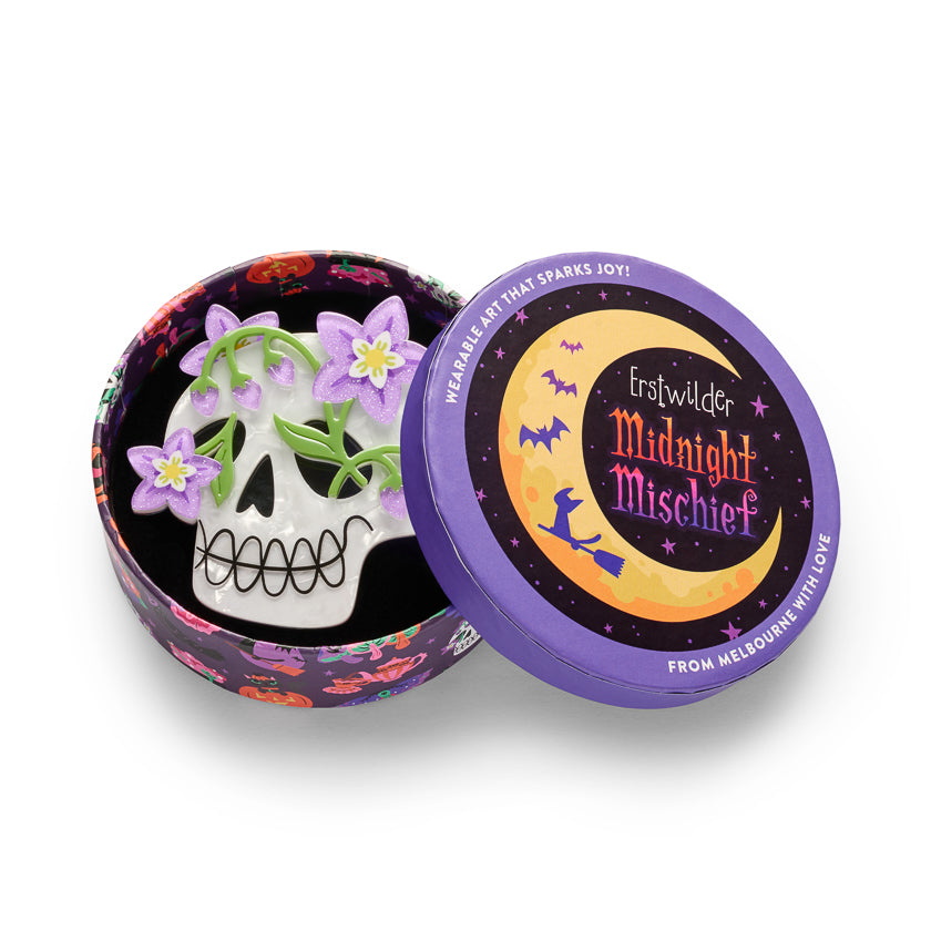 ERSTWILDER - "Shade of Night" Brooch - Midnight Mischief