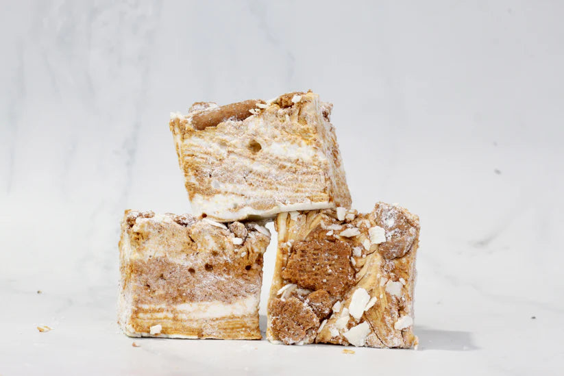 THE MARSHMALLOW COMPANY - Biscoff White Choc - 3 Piece
