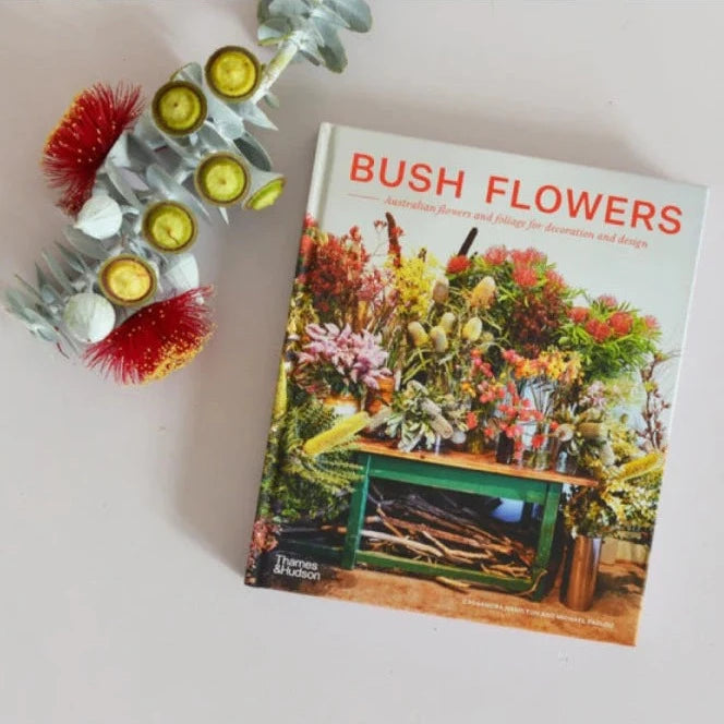 BOOKS & CO - Bush Flowers Australian Flowers & Foliage for Decoration & Design Book