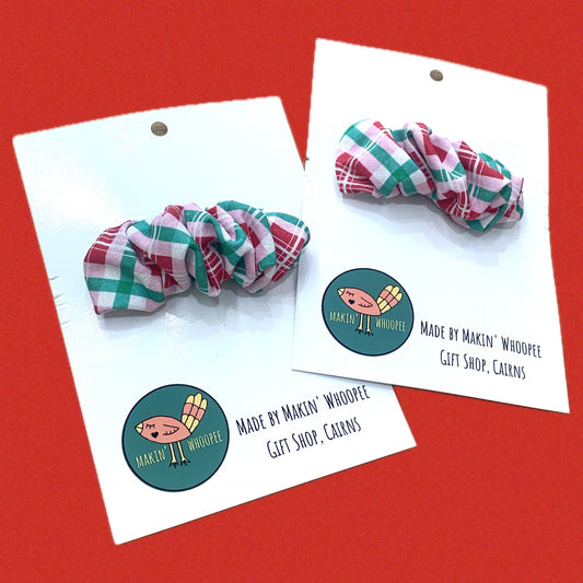 MAKIN WHOOPEE - CHRISTMAS SCRUNCHIE BARRETTE - Jolly Tartan