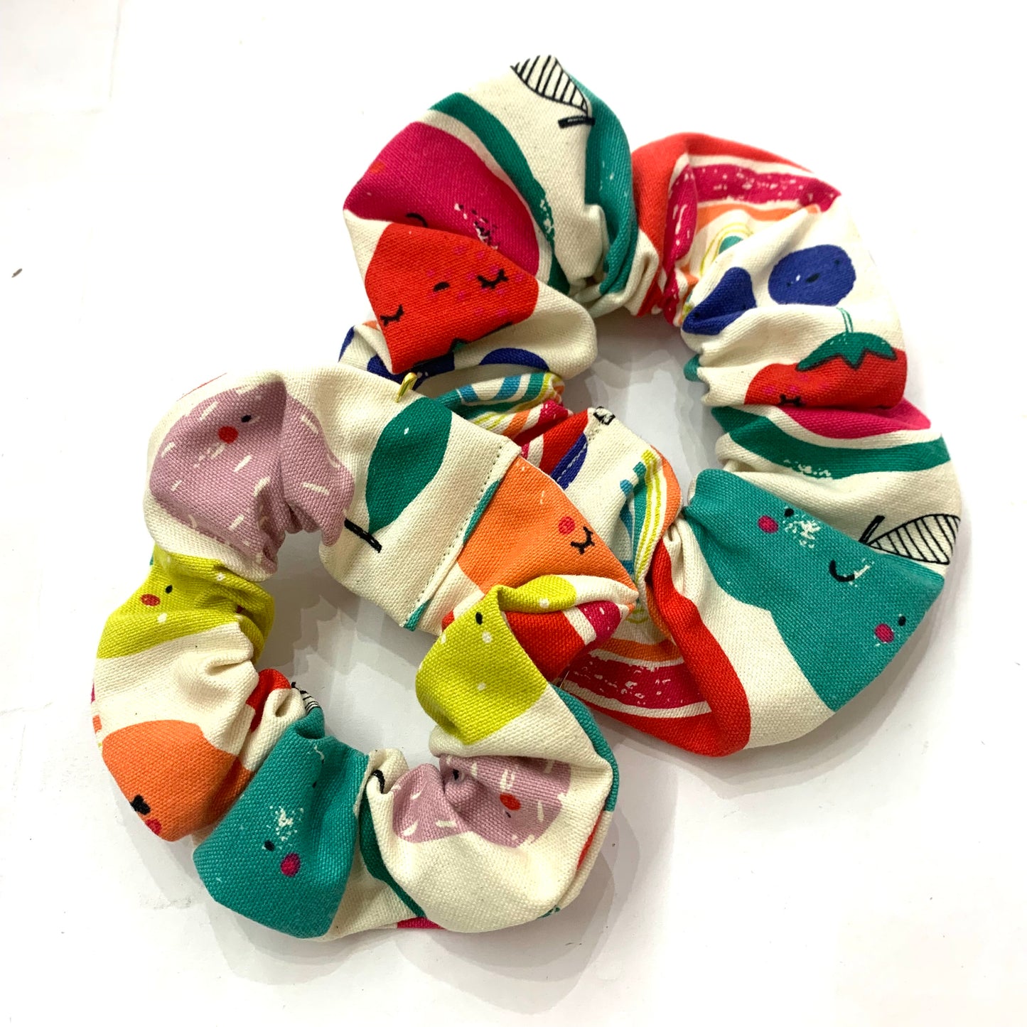 MUMMA WHOOPEE - JUMBO "Cute Fruits" SCRUNCHIES