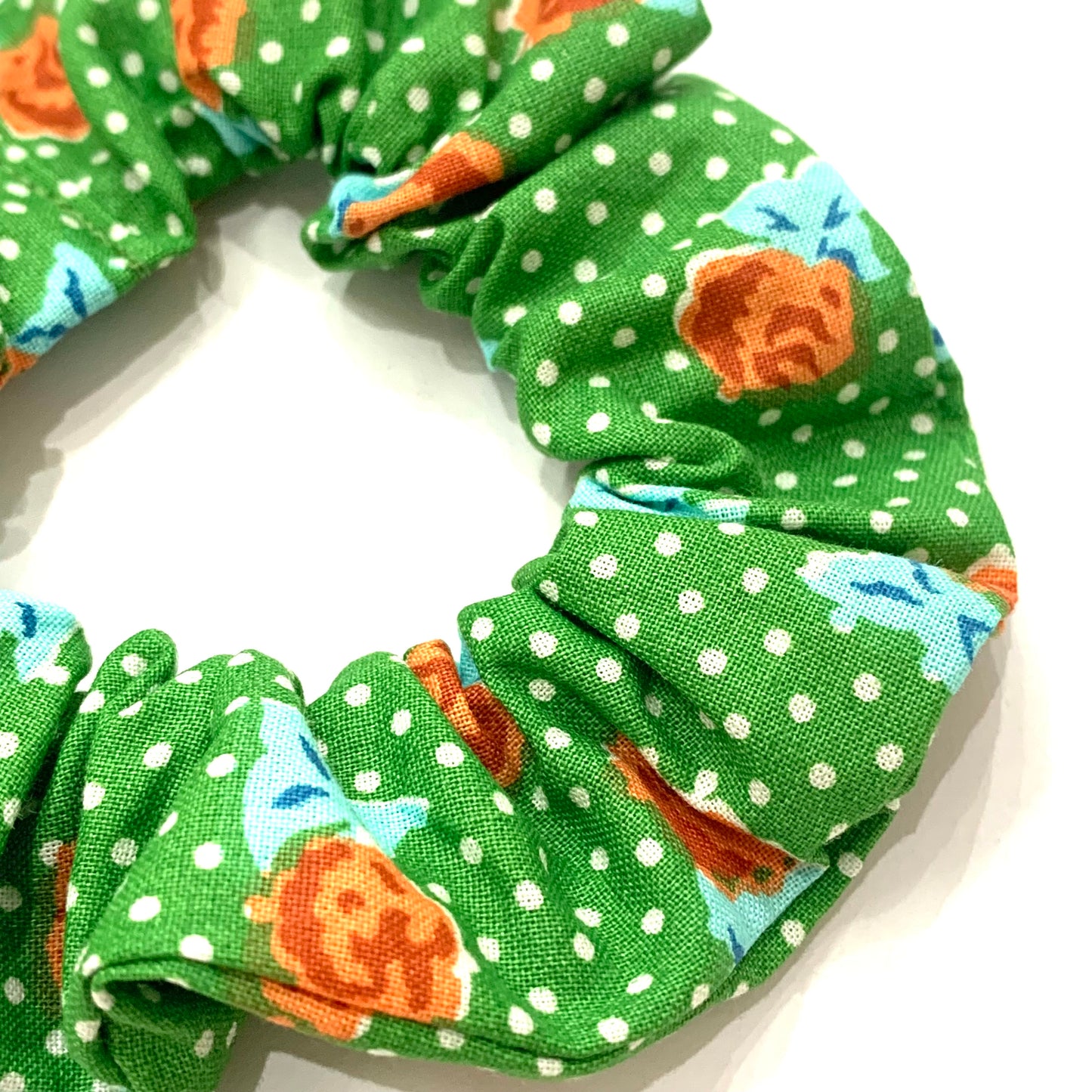 MAKIN' WHOOPEE - REGULAR "Retro Roses" SCRUNCHIES