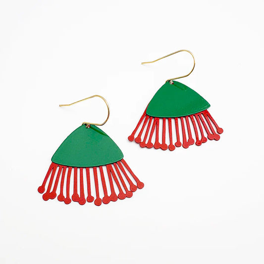 DENZ & CO- Midi Gum Blossom flower earrings in Red/Green - DANGLE EARRINGS