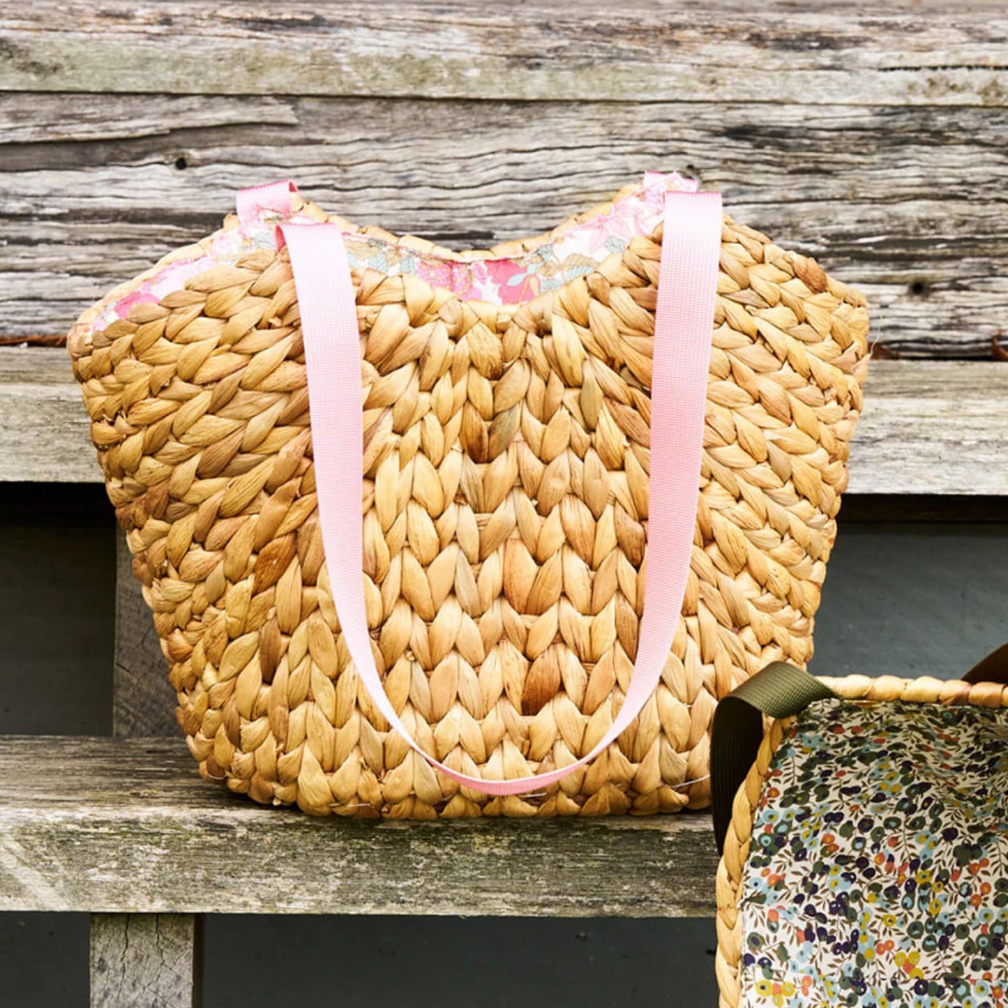 ROBERT GORDON POTTERY - Clarabell Basket - Liberty London