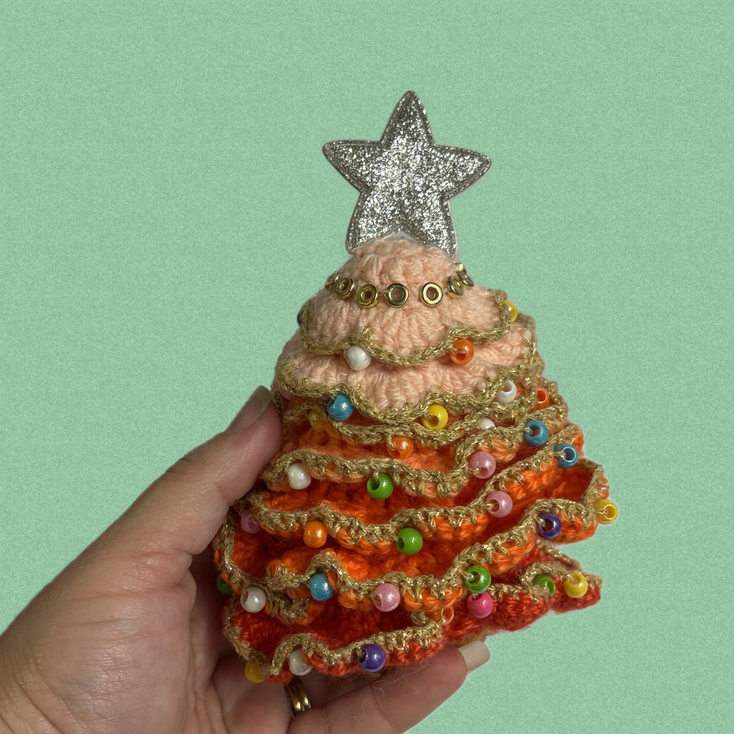 HOOKED BY JEN - Oh Christmas Tree 4