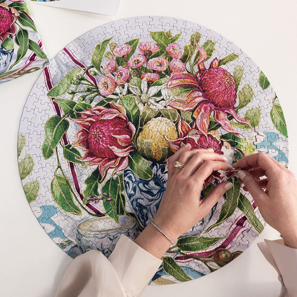BESPOKE LETTERPRESS - Waratah in Blue - Round 500 Piece Puzzle