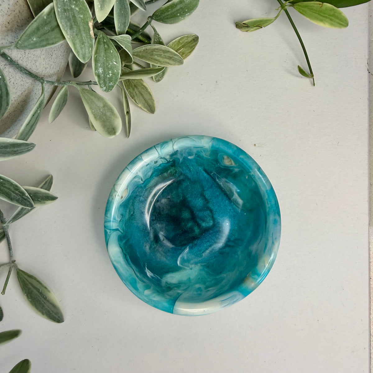 BRENDA STONE ART - Mini Scallop Resin Bowl 3