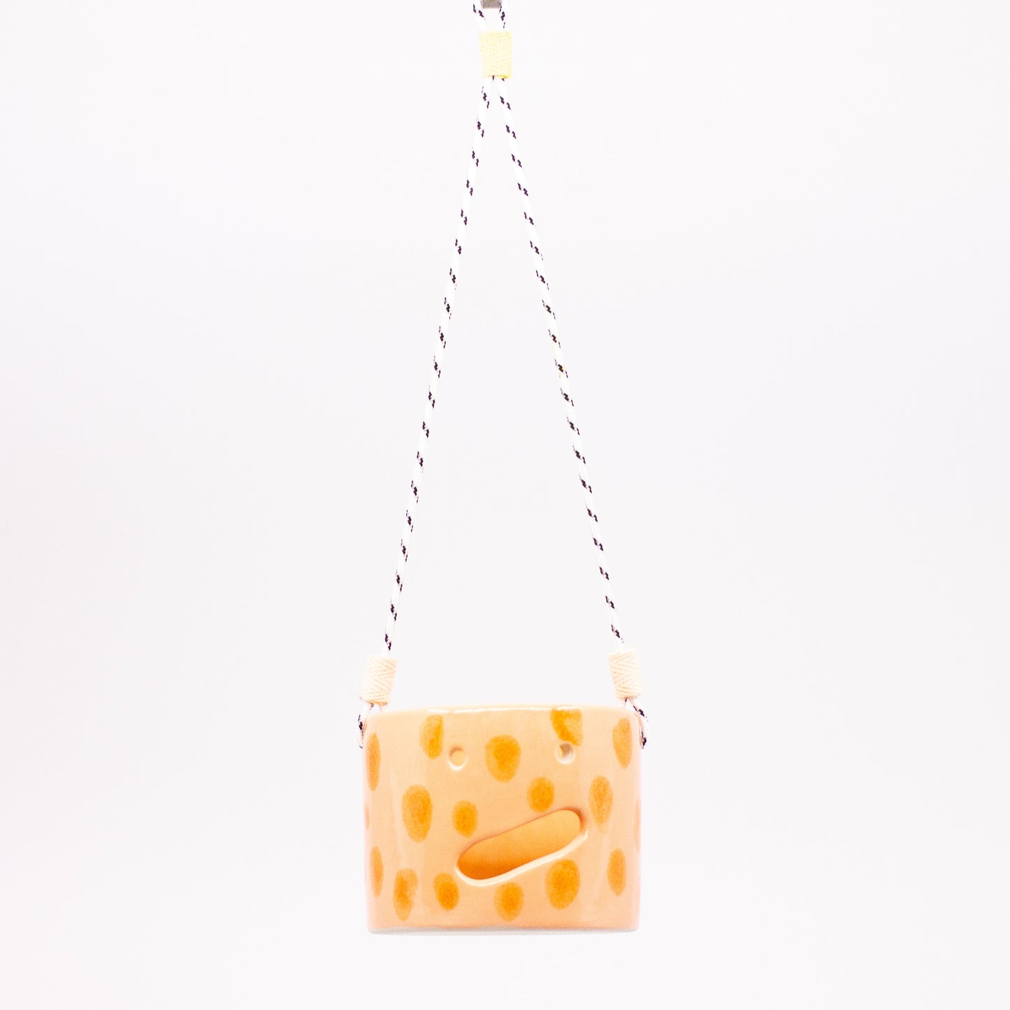 SHUH- TAKA HANGING PLANTER