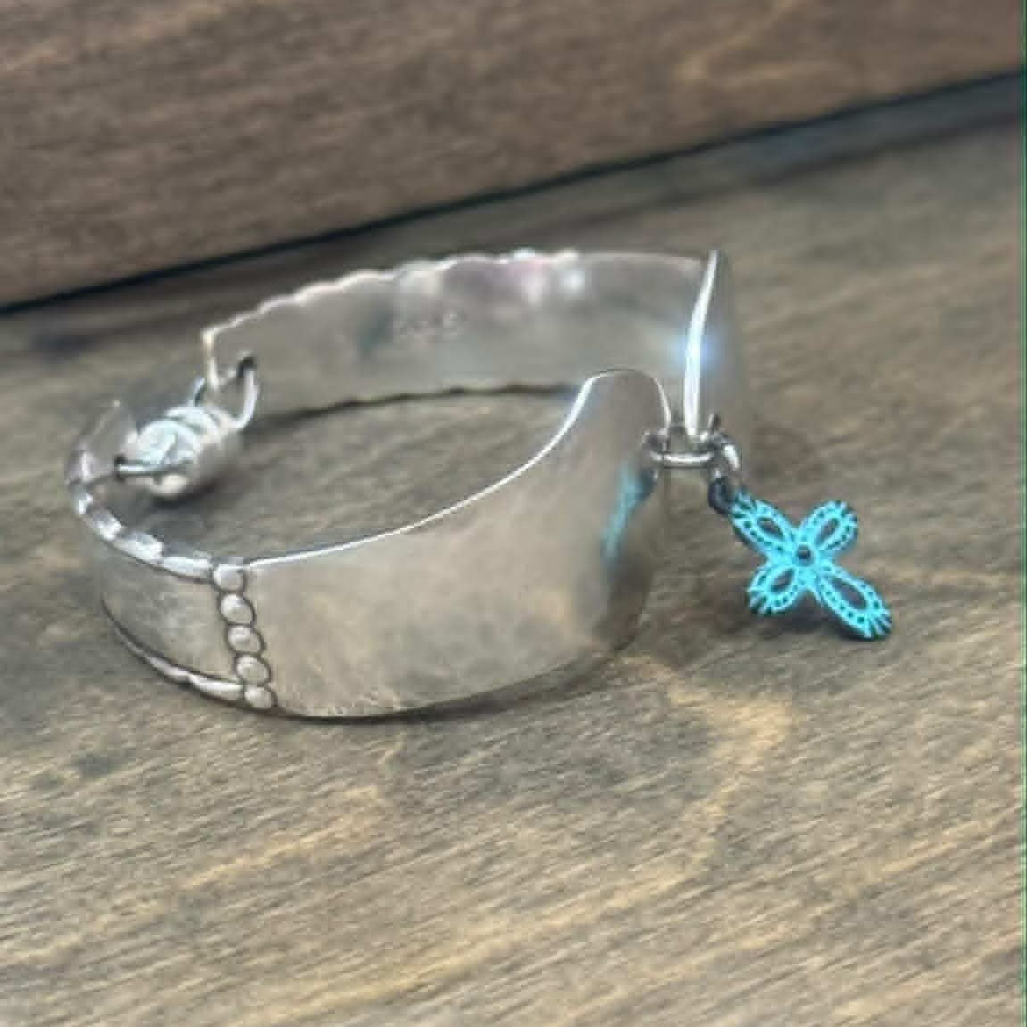 MOLLY MADE- Vintage Silverware Handle Bracelet