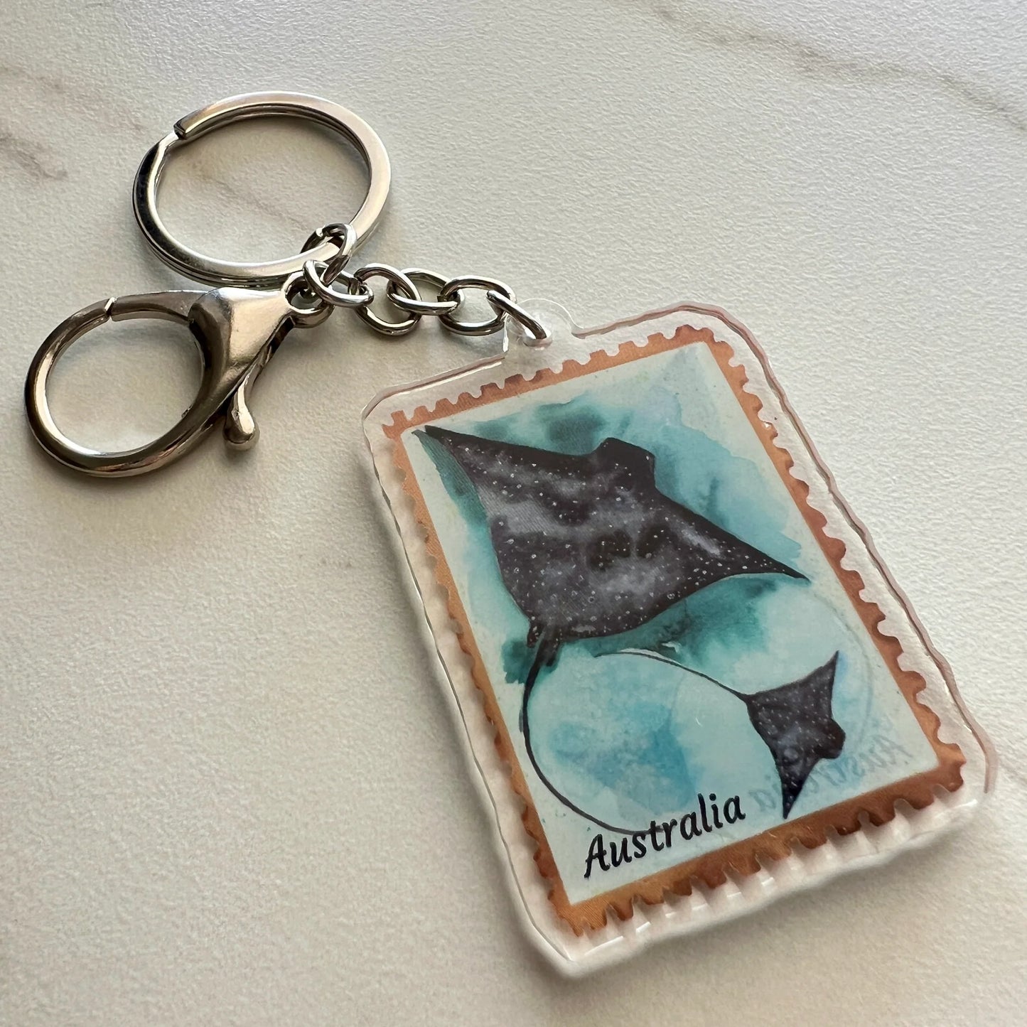 ESZTER'S CREATIONS - "Stingray" Acrylic Keychain