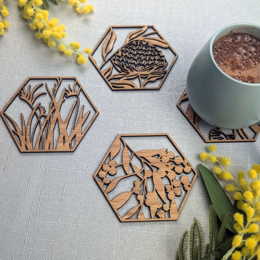 STRAYA ART- Australian Flowers - Wooden Coaster Set