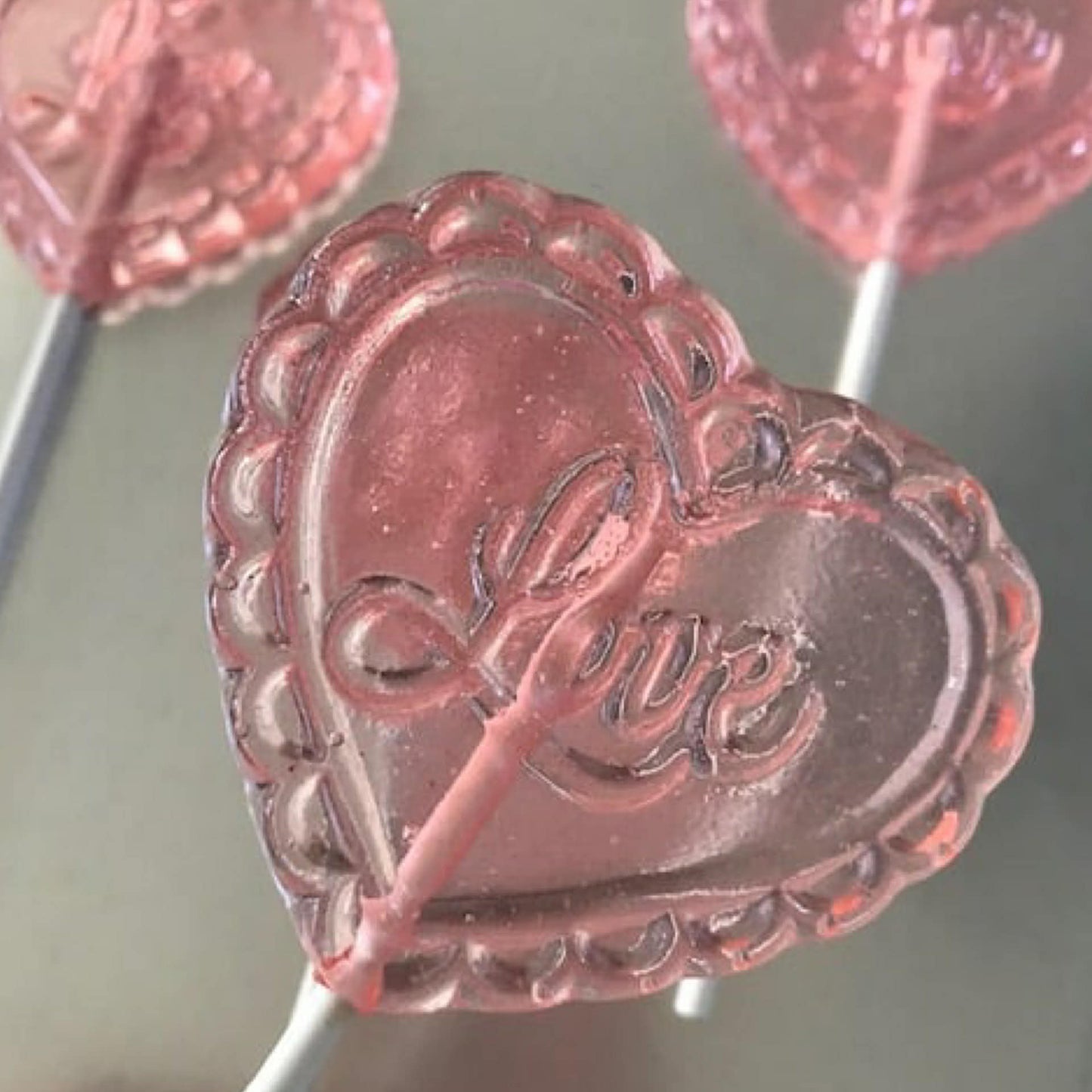 SWEETIE DARLING CANDY - Lacy Love Heart Pink Musk