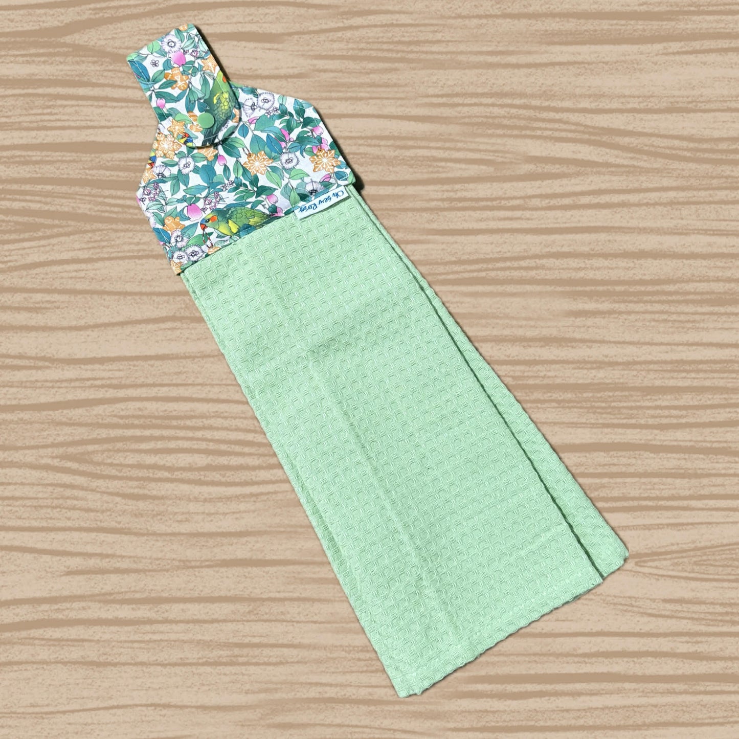 OH SEW ROSY: Hanging Towels - Australian Christmas (Scenic Route print)