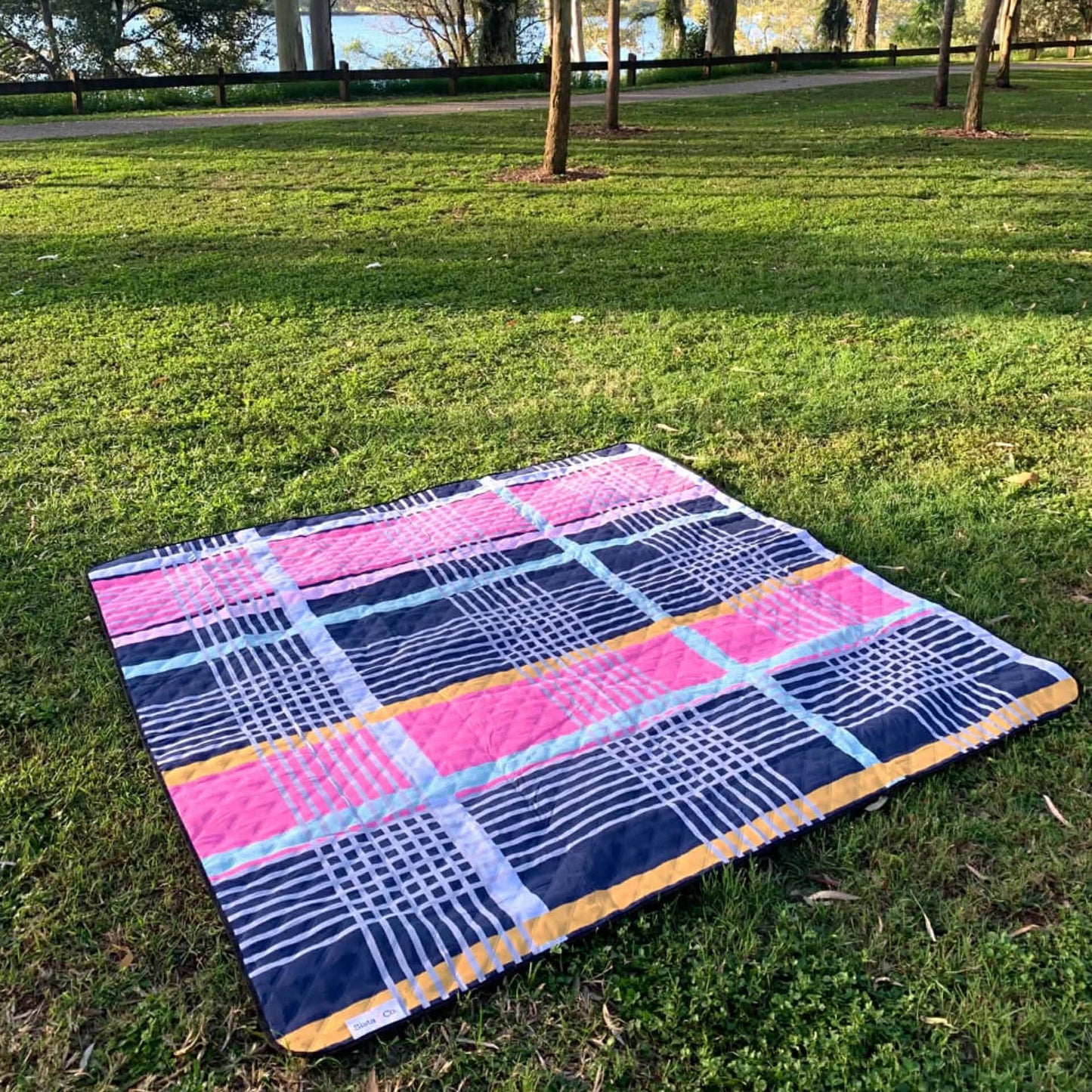 SISTA & CO. - Picnic Mat - No. 4