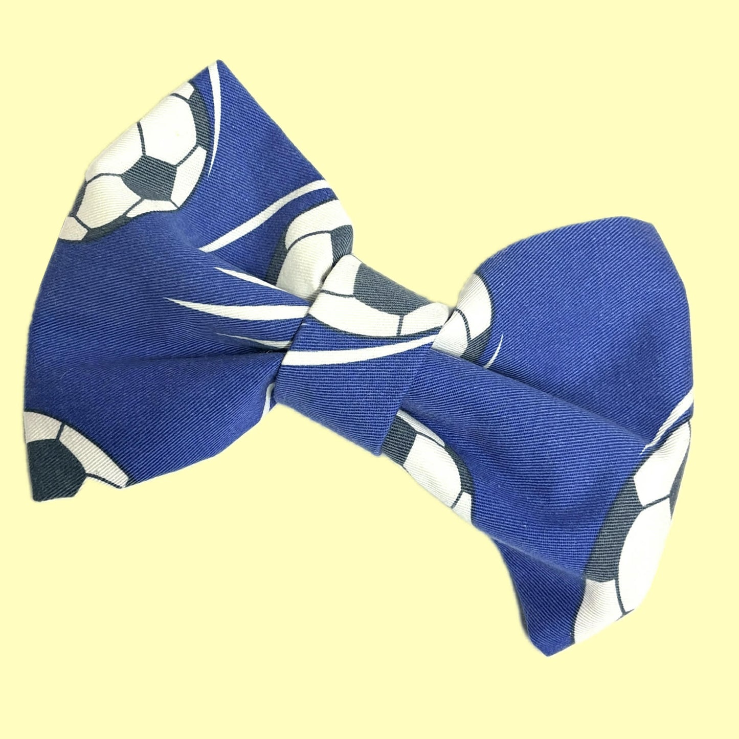 BEAUS AND BANDITS - DOGGY BOW TIE - SOCCER - LARGE