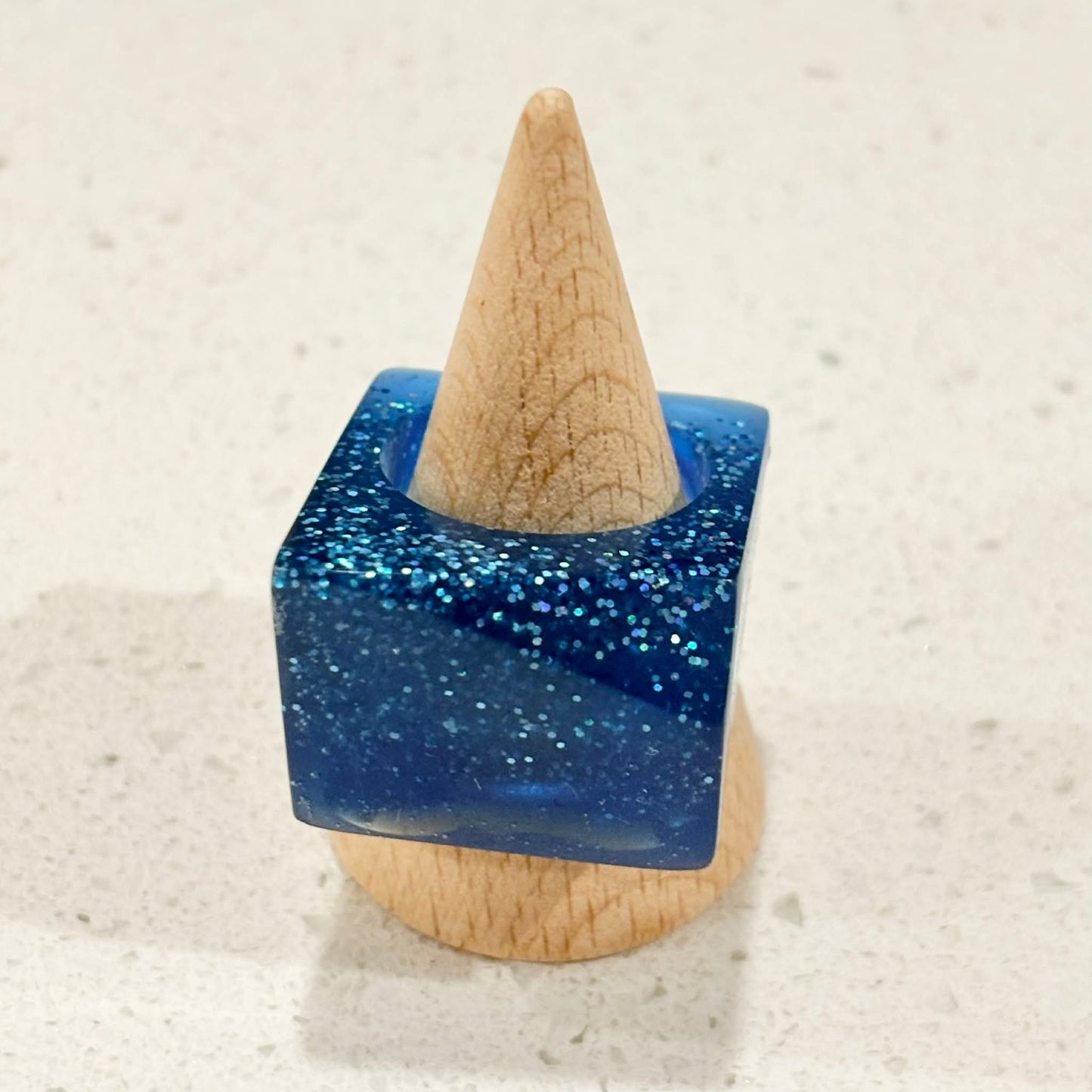 RAY BY DESIGN - Resin Ring Blue