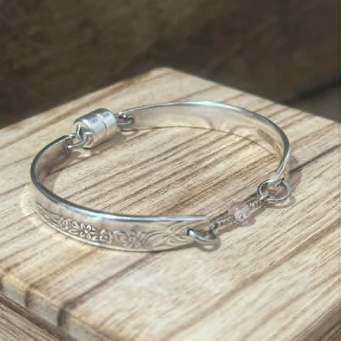 MOLLY MADE- 1960s 'Gaye' Silverware Handle Bracelet