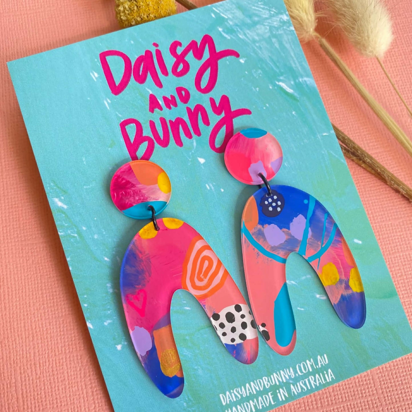 DAISY AND BUNNY - DAVINA DANGLES - GALAXY