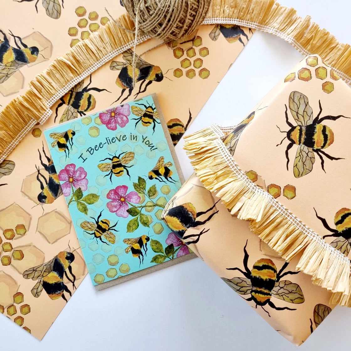 BOSA ART CO - "HONEYBEE"- Wrapping Paper