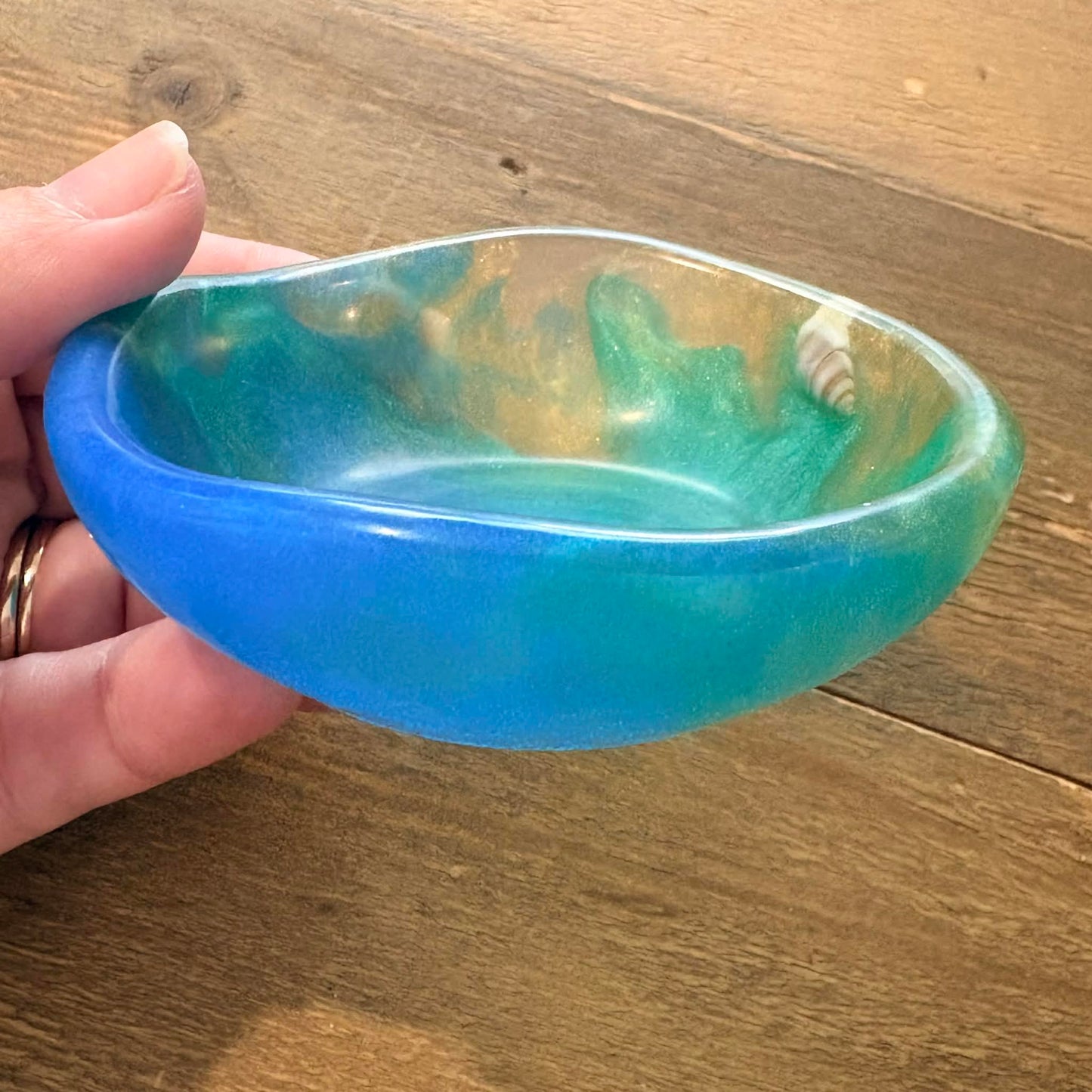 BRENDA STONE ART - Mini Scallop Resin Bowl 3