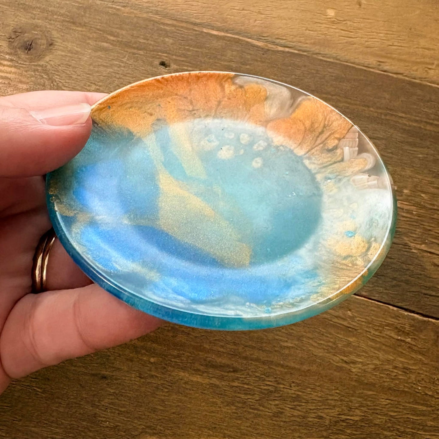BRENDA STONE ART - Mini Round Resin Plate 1