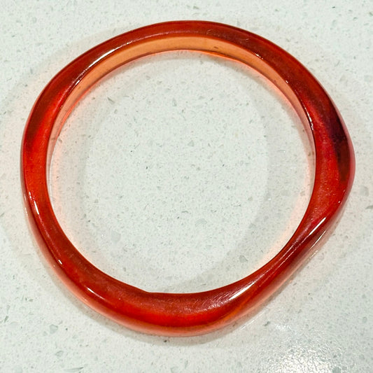RAY BY DESIGN - Resin Bangle Red