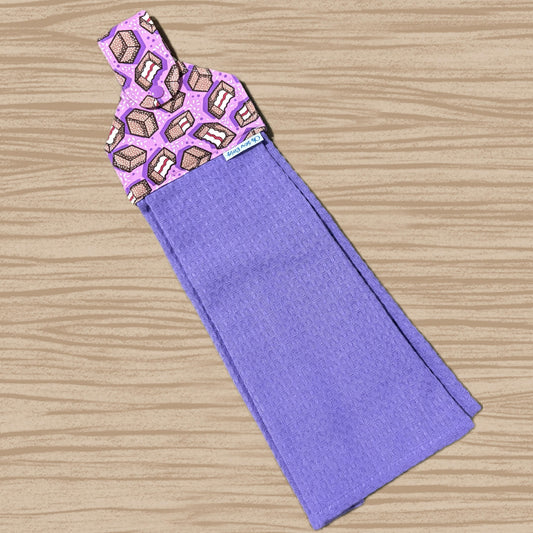 OH SEW ROSY: Hanging Towels - Lamingtons (Laura Wayne print)