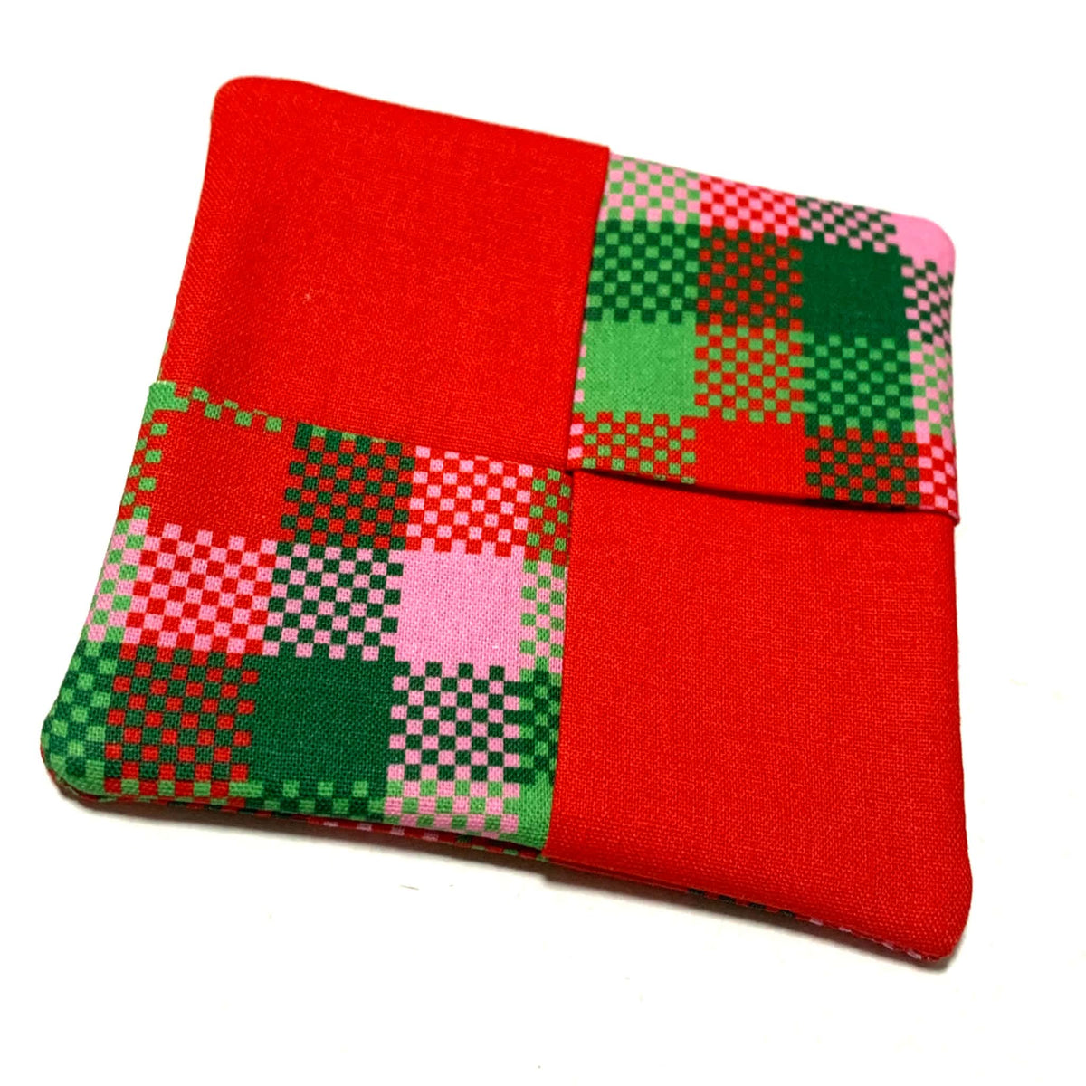 MUMMA WHOOPEE- SINGLE CHRISTMAS WINE GLASS SLIPPER/COASTERS- Festive Check and Red
