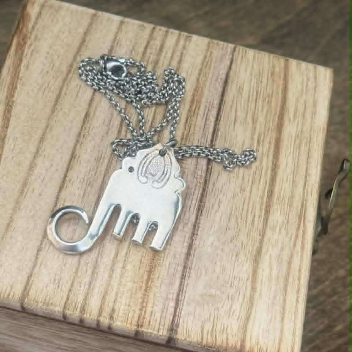 MOLLY MADE- Elephant Fork Pendant Necklace