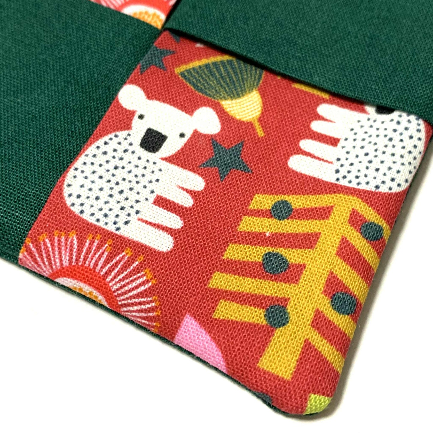 MUMMA WHOOPEE- SINGLE CHRISTMAS WINE GLASS SLIPPER/COASTERS- Australiana Christmas & Dark Green