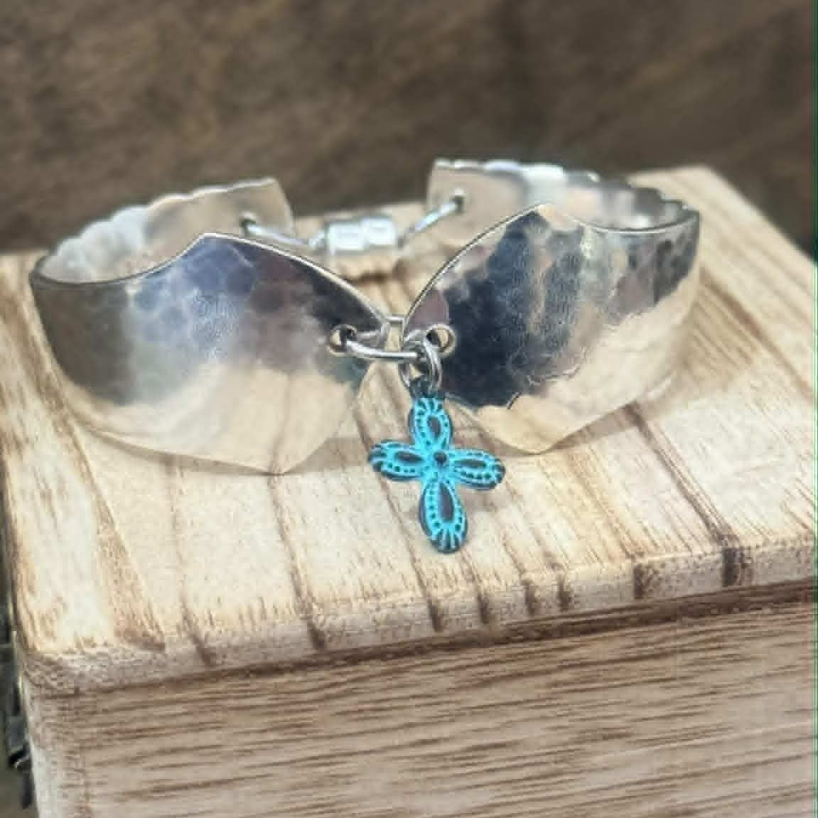 MOLLY MADE- Vintage Silverware Handle Bracelet