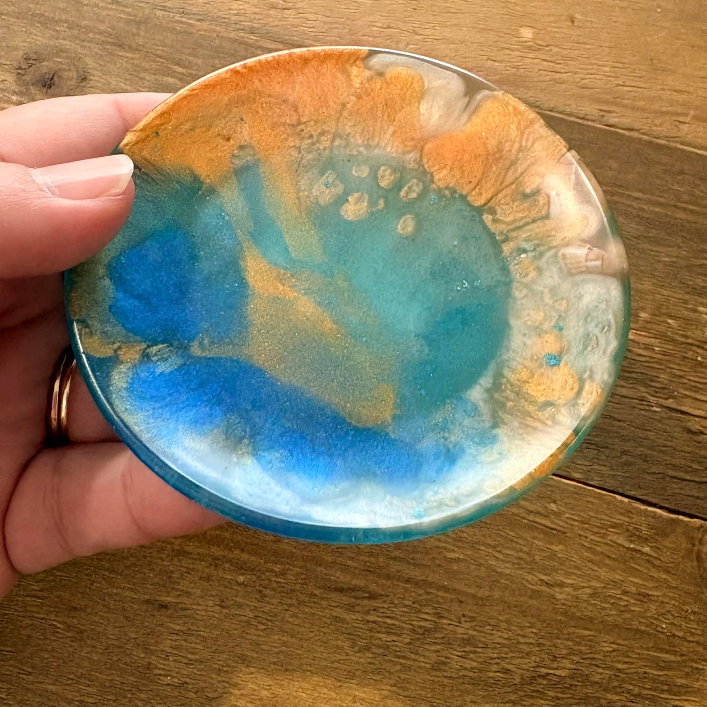 BRENDA STONE ART - Mini Round Resin Plate 1