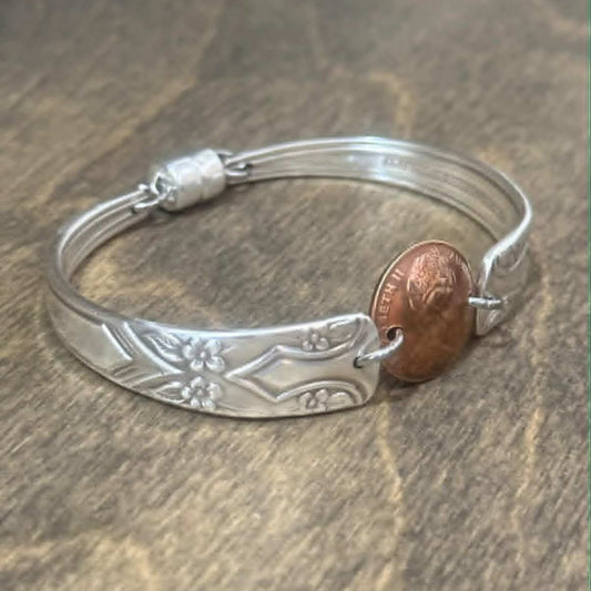 MOLLY MADE- 'Gretel' Silverware Handle Bracelet