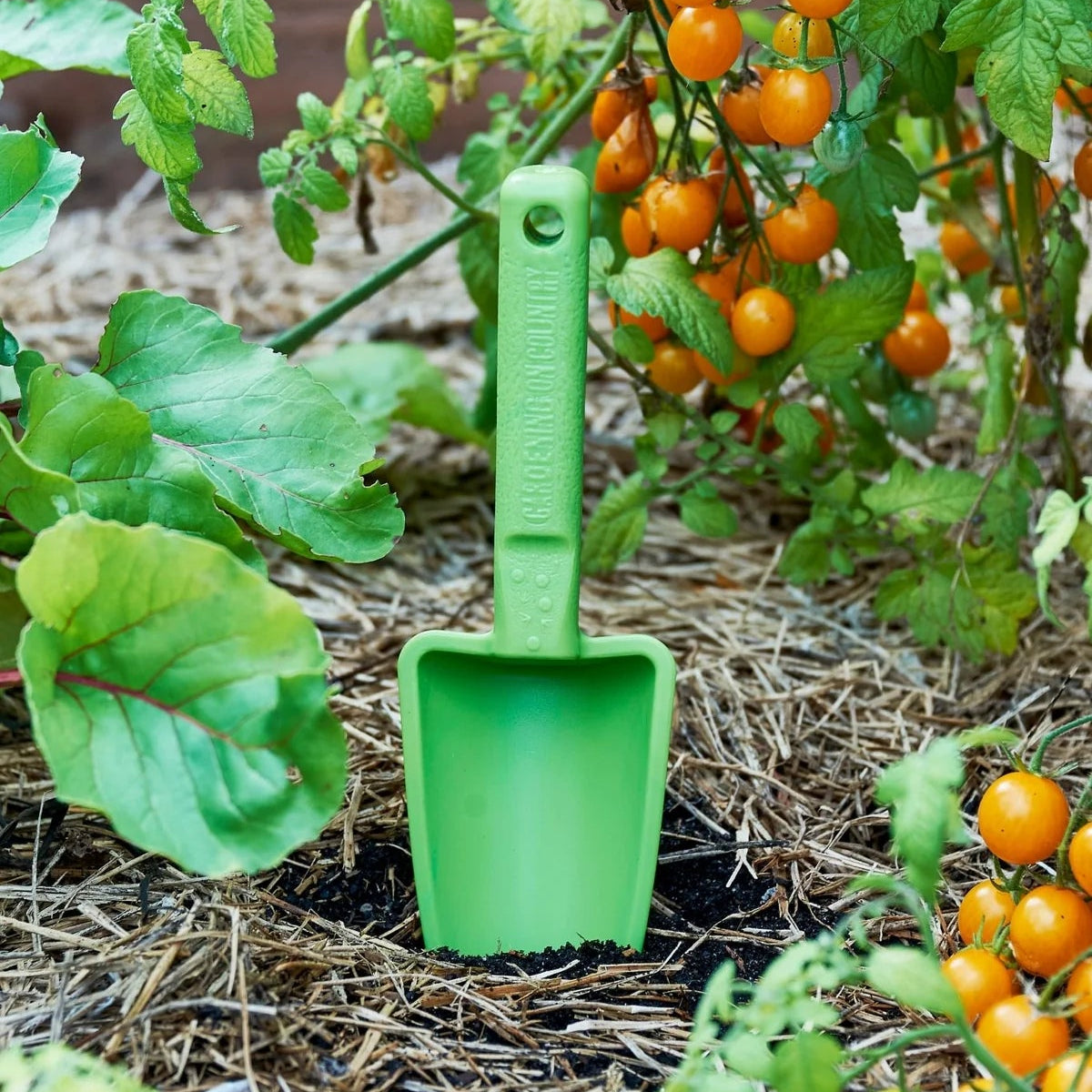 GARDENING ON COUNTRY - Womby Hand Trowel  Bumbunga Pink — Recycled Plastic, Australian Made