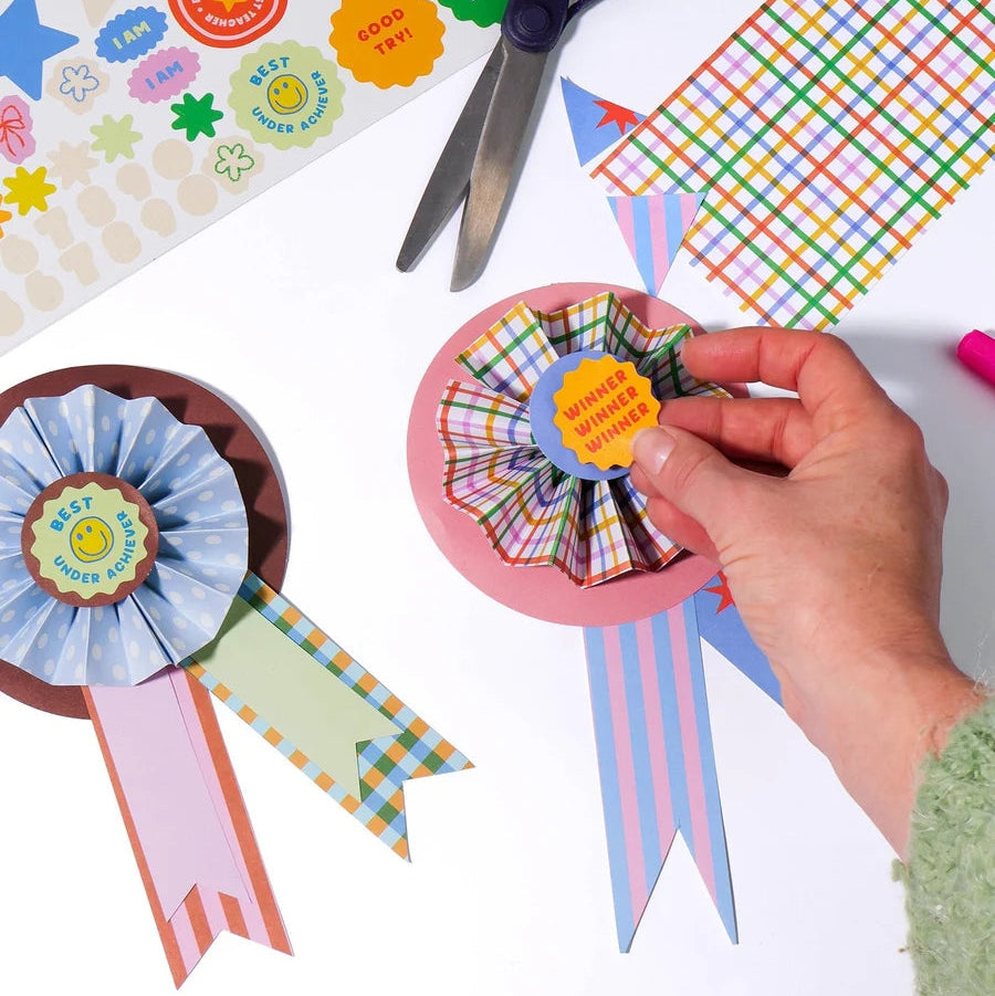 JOURNEY OF SOMETHING- MAKE YOUR OWN PAPER ROSETTES