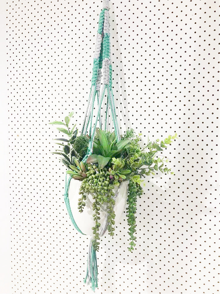 MAKIN' WHOOPEE - Rope Pot Plant Hanger - Green & Grey