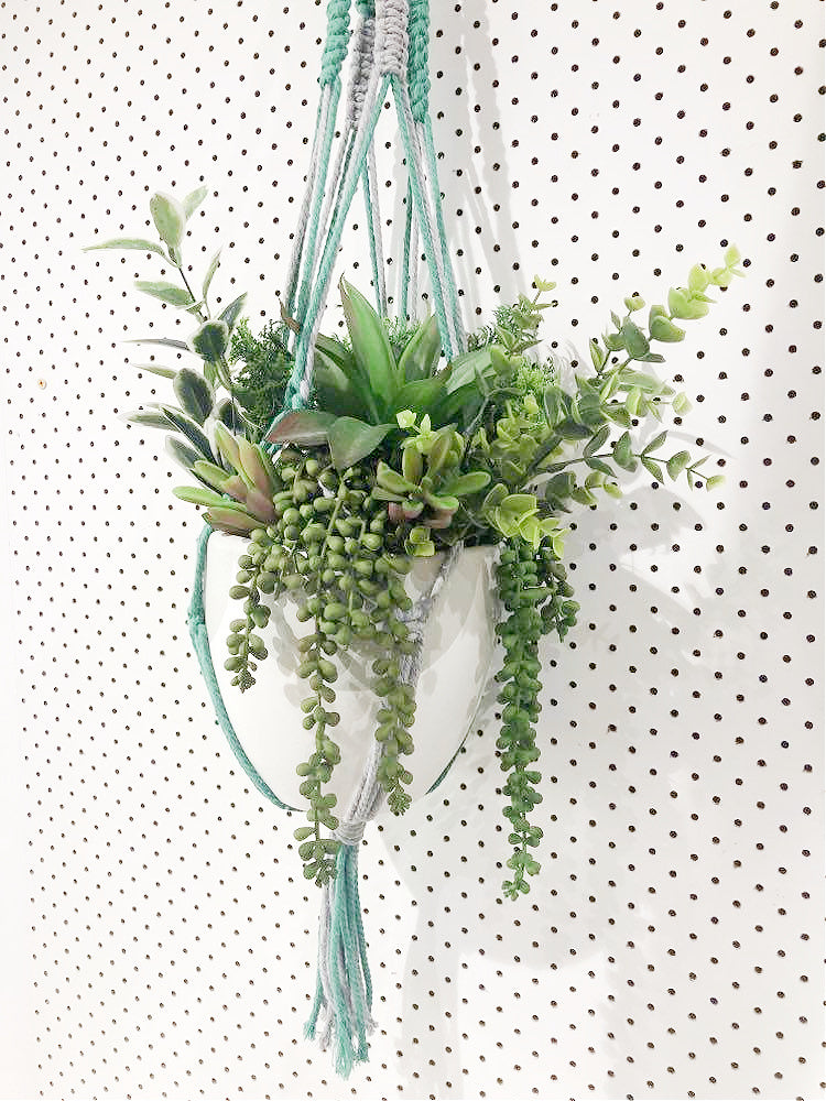 MAKIN' WHOOPEE - Rope Pot Plant Hanger - Green & Grey
